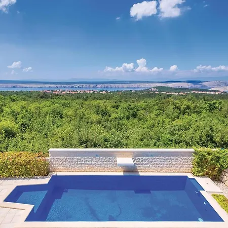 Nice In With 3 Bedrooms, Wifi And Outdoor Swimming Pool Tatil Evi *