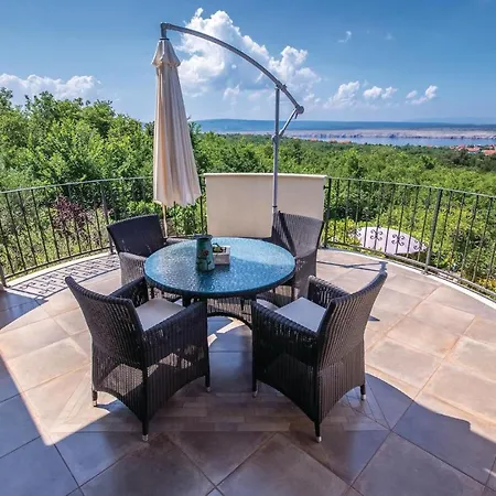 Tatil Evi Nice In With 3 Bedrooms, Wifi And Outdoor Swimming Pool *